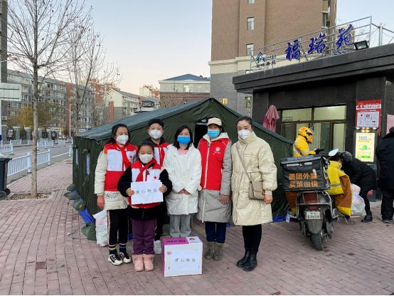 疫情无情人有情 心怀感恩励志行 --金凤区