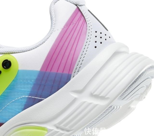 nike|独特外挂式钩子！全新耐克Alphina 5000官图释出！