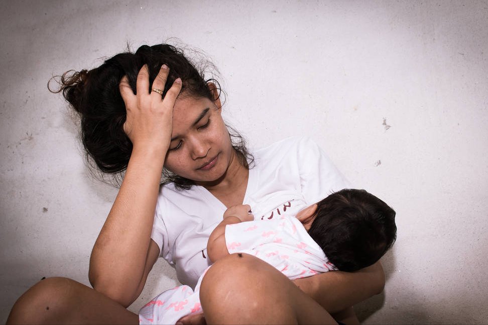 睡着|被“丑化”的奶睡，真的对婴儿百害而无利吗？一句话消除你的偏见