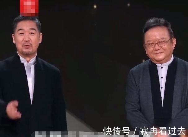 72岁王刚罕见露面上综艺!与老搭档张国立再合作,台上险些打到脸