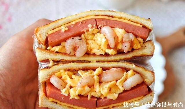 孩子三天两头就馋这早餐,营养补钙,吃一个特管饱,平底锅就搞定