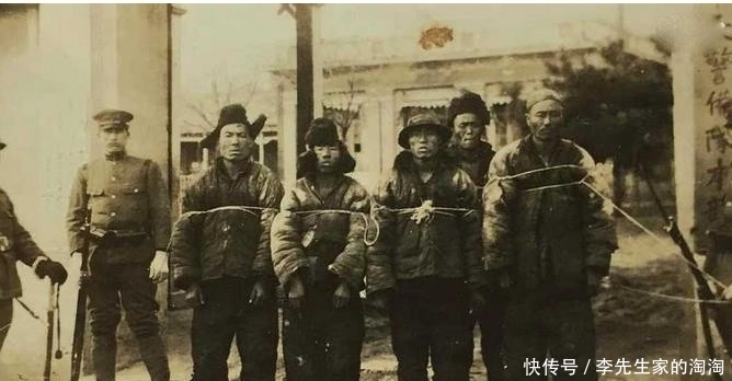 反抗|一个士兵看押几百名战俘为什么不反抗,这并不是神剧编出来的段子