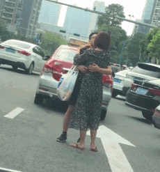 |搞笑段子GIF趣图这耳朵厉害了啊!竟然可以打结!