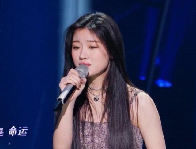 單依純在《天賜的聲音2》暴露出短板，她陷入了袁婭維同款誤區(qū)