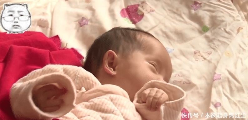 母爱太伟大：失独母亲58岁生下双胞胎，同病房产妇暖心提供母乳