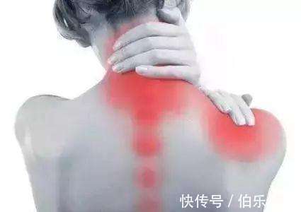 黑暗料理|手麻是颈椎病吗冰糖加一物，消除肩颈疼痛，中风也会远离你