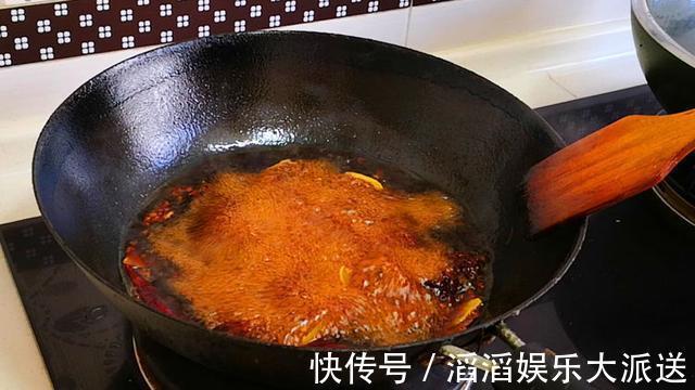 自己腌制的黄瓜总不脆制作时加1步,爽脆更入味耐存放