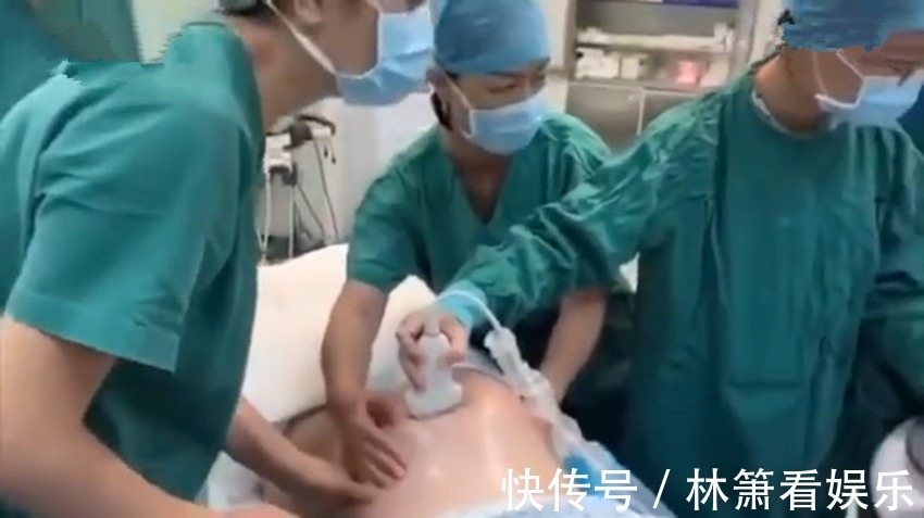 胎位|堪称魔术!1分钟剖宫产变顺产,医院产房上演胎位“乾坤大挪移”