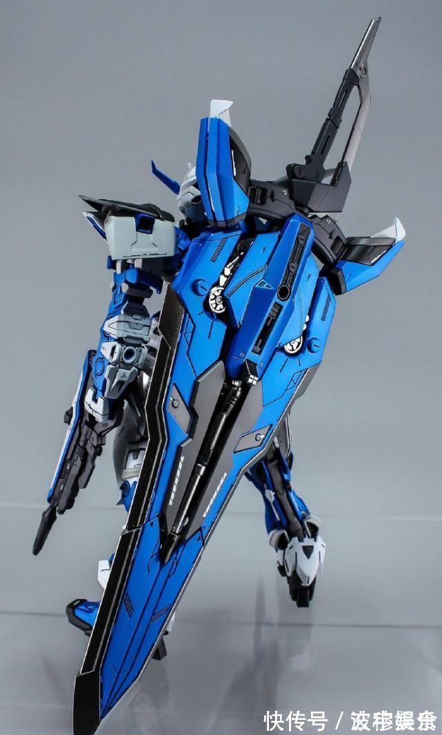 模友|模玩控:舒服配色MG比例异端高达模型蓝色机