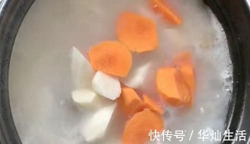 羊肉|天冷进补，不吃排骨也要多吃它，加一物熬一熬，汤白肉鲜，真滋补