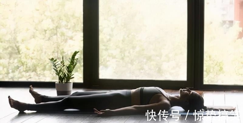瑜伽|为什么说摊尸式是瑜伽里最重要的体式之一,如何练习?