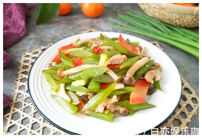 食材|补铁是猪肝的2倍,是菠菜的25倍,只需简单炒一炒,补铁效果1