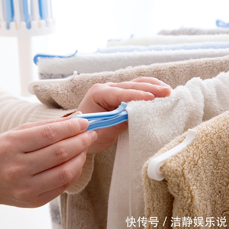 晾衣杆|难怪嫂子是干过家政的,晒衣服从不用衣架,那样做,邻居效仿