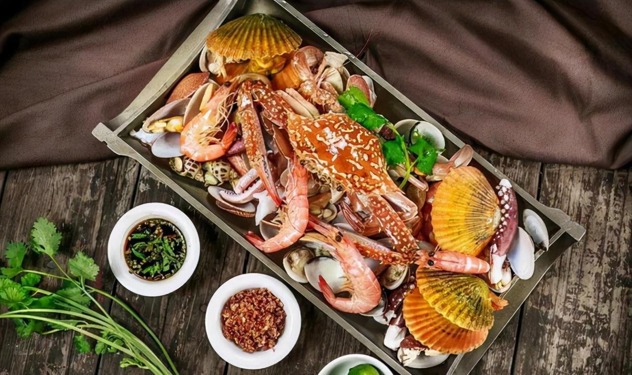 食物|隔夜菜不能吃?医生解释:除了这3种,其他的隔夜食物可以放心吃