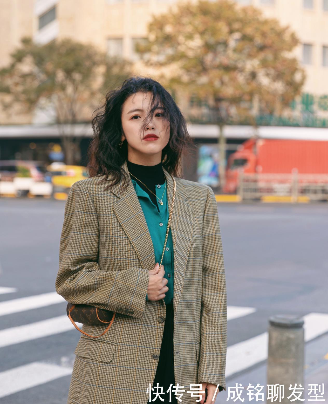 服饰叠穿大有讲究,这三种穿搭方案保暖大气,让你优雅过冬