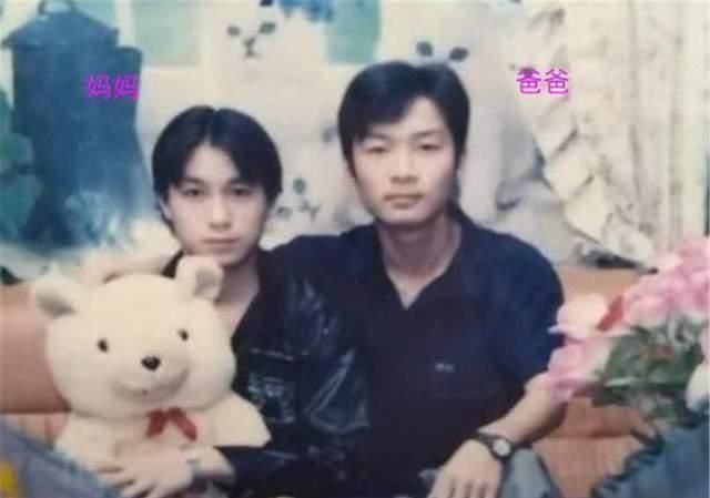 一组“失败结婚照”走红,每张都有“亮点”,看你能憋笑到第几张