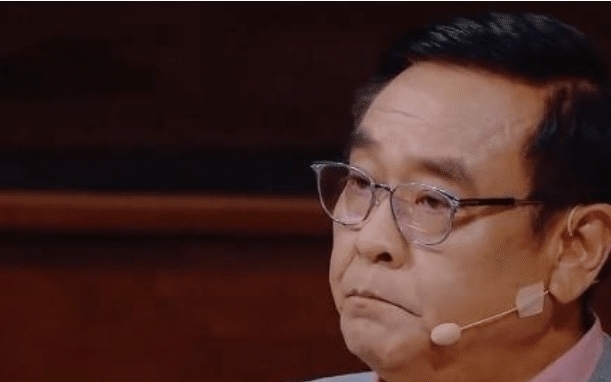 刀鋒1937|太硬核!楊志剛被爾冬升點評后淘汰,扭頭就在公司新戲中隨意挑了個角色