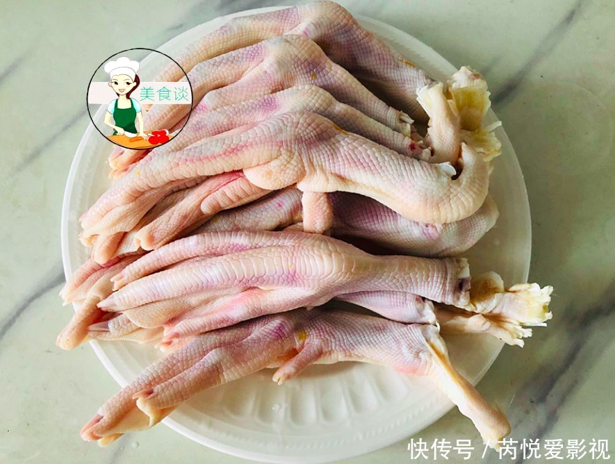 Á¹°èѼצ´Ë×ö·¨£¬ÏÊÏãÈëζ£¬Ô½³ÔÔ½Ï㣬ºÃ³Ôµ½ÌòÊÖÖ¸£¬¼ÒÈ˶¼°®³Ô