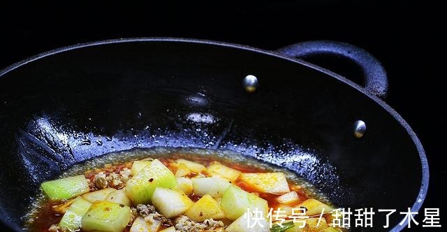 清蒸冬瓜|冬瓜这样做,直接拌饭吃,都不想分给别人!