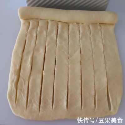 椰香牛乳吐司一上桌,老人宝宝全都笑