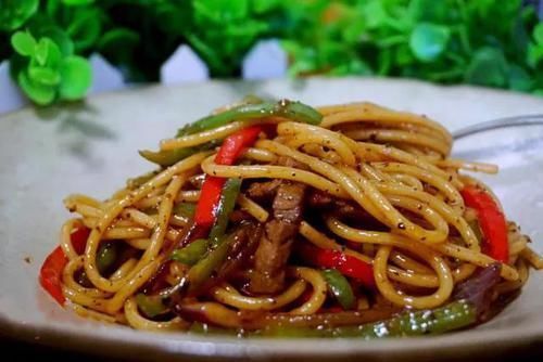 去西餐厅“必点”的4道菜,牛排竟没它“高级”,吃到图4才算赢