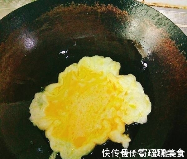 美白|它既是“药”又是食材，被称天然“抗生素”，清热解毒美白黑发