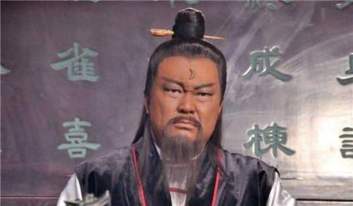 自然|一老农报官：牛舌头被人割了，包拯：把牛杀了卖，小偷自然就会来！