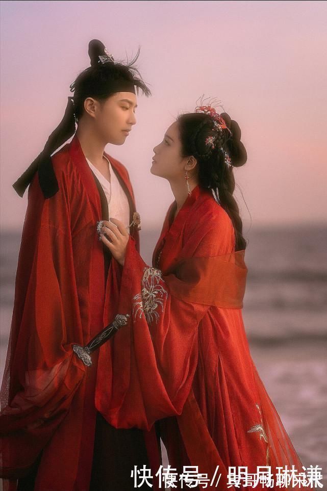 |那些令汉服小姐姐崩溃的瞬间,既搞笑又尴尬,希望你没遇到过