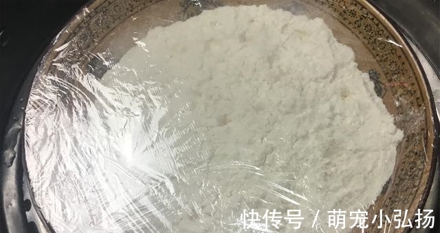 低筋面粉不用再去买,教你一招,普通粉秒变低筋粉,太神奇了