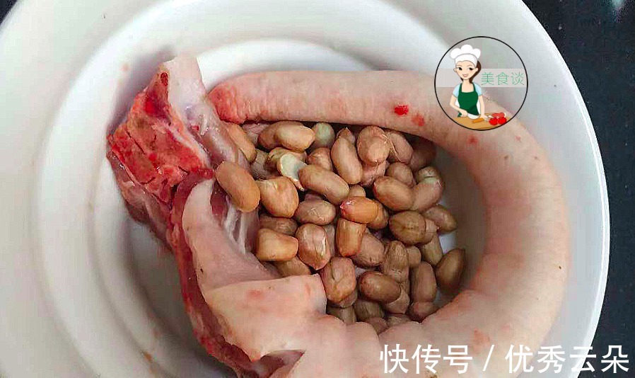 此菜遇到别手软,30块钱一根,家里的顶梁柱要多吃,炖一锅真香呀!