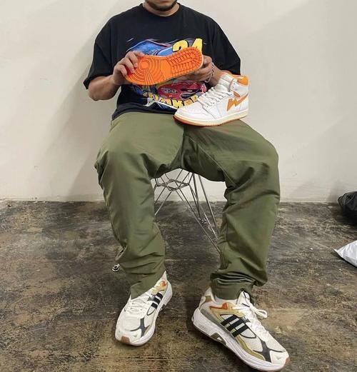 消费者|把RO和芝加哥“抄”成一双鞋的行业里,Drake也是消费者