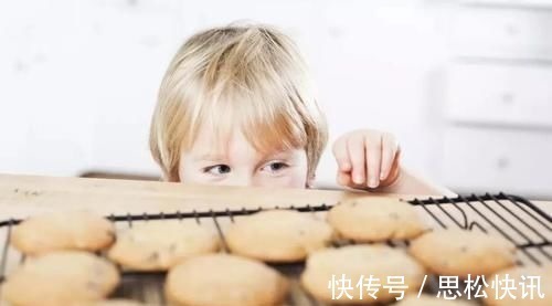 仇视|有些青春期孩子仇视父母,假象背后不为人知的秘密,家长错看孩子