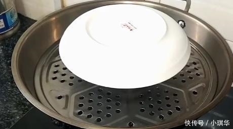 纯牛奶|两个鸡蛋,一袋牛奶,制作出来的早餐美食,你从来没有吃过