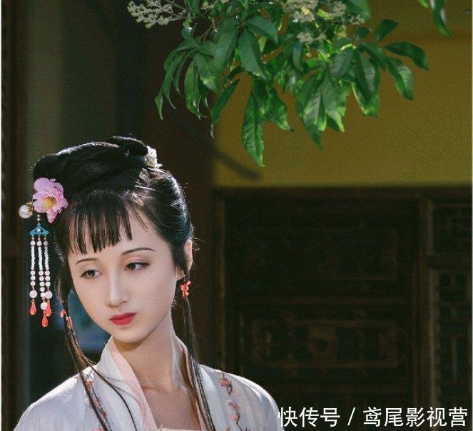  柔美|20岁师大汉服女神气质柔美哀婉，长相神似陈晓旭，拍林黛玉写真真假难辨