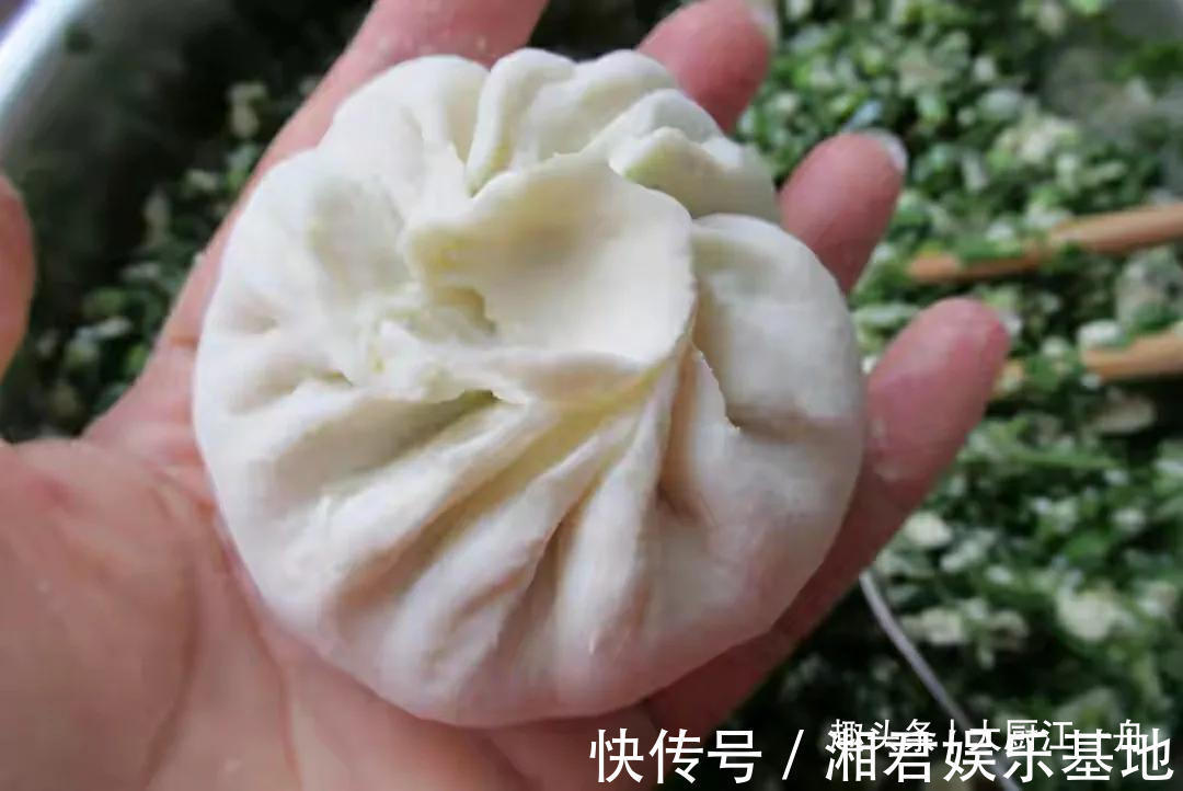 江一舟|蒸包子,开水上锅和冷水上锅蒸差别很大,难怪蒸出来的包子不一样
