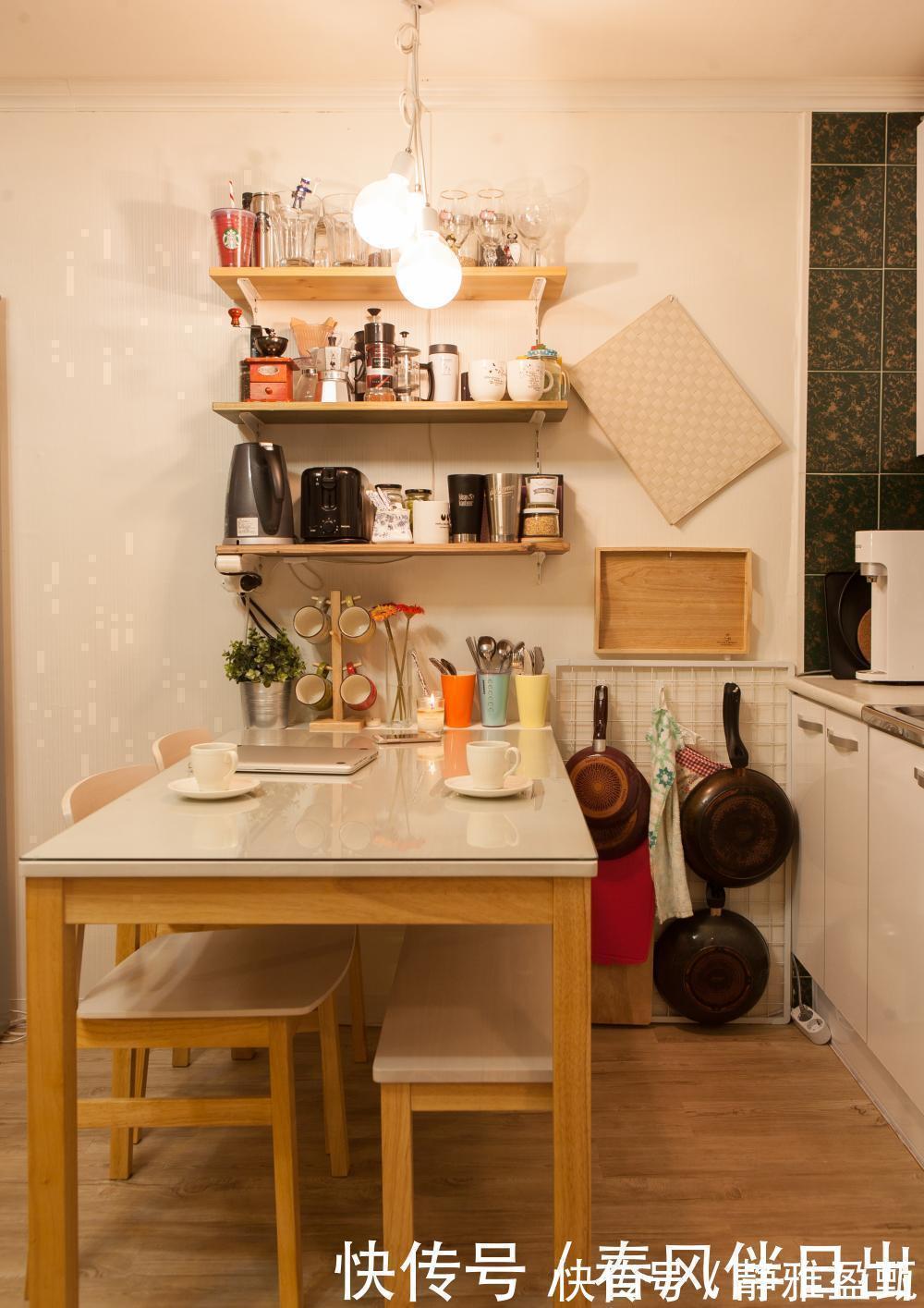 夫妻|丁克夫妻的家56㎡面积不大,舍弃一间卧室改成衣帽间,住着舒服