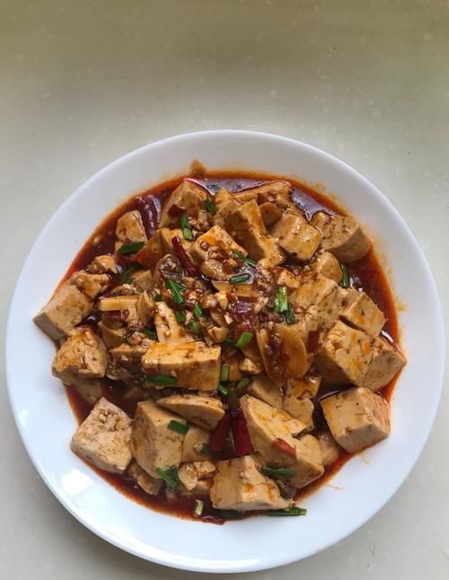 轻轻松松|家常麻婆豆腐,5块钱8分钟轻轻松松搞定!