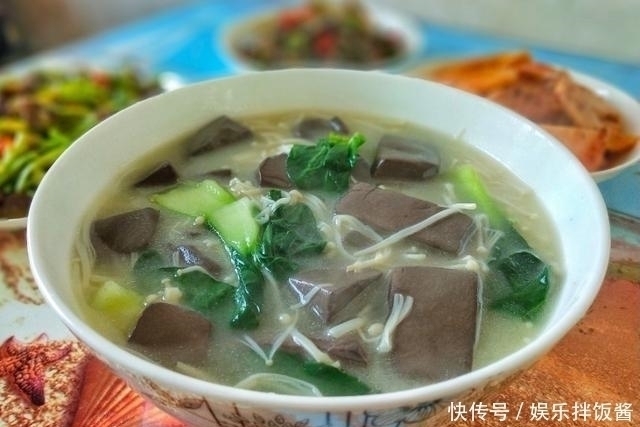 三菜一汤|去朋友家吃饭,做了三菜一汤,花了100元不到,你看值不值