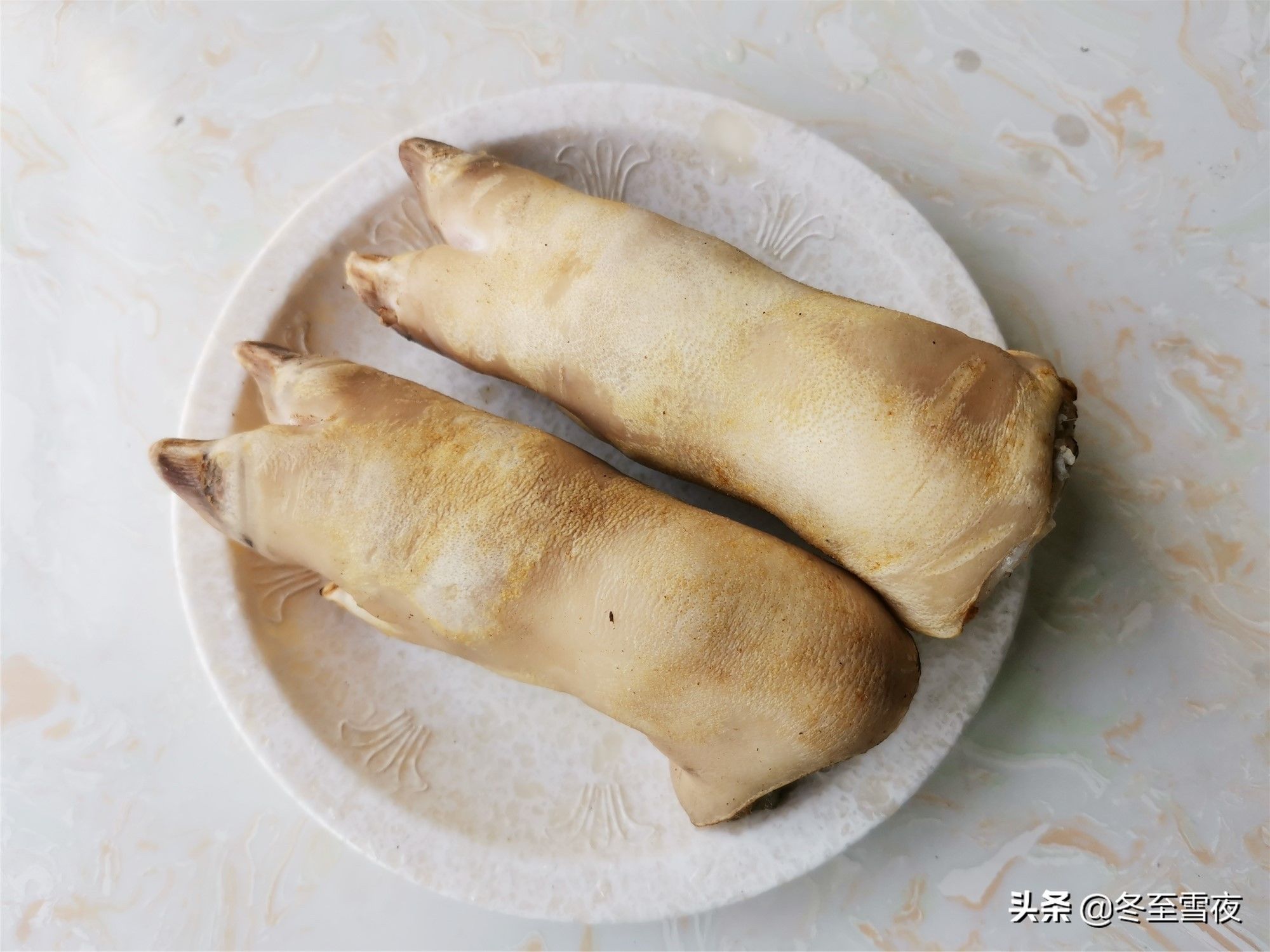 不管南方还是北方，家庭条件好坏，年夜饭必备的一道菜，寓意美好