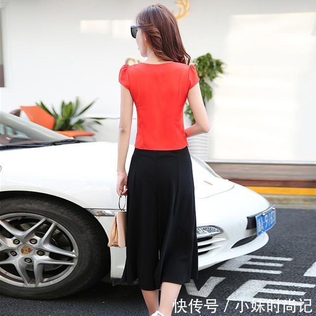 套装|短袖+阔腿裤套装,飘逸的视觉,透出你洒脱的个性