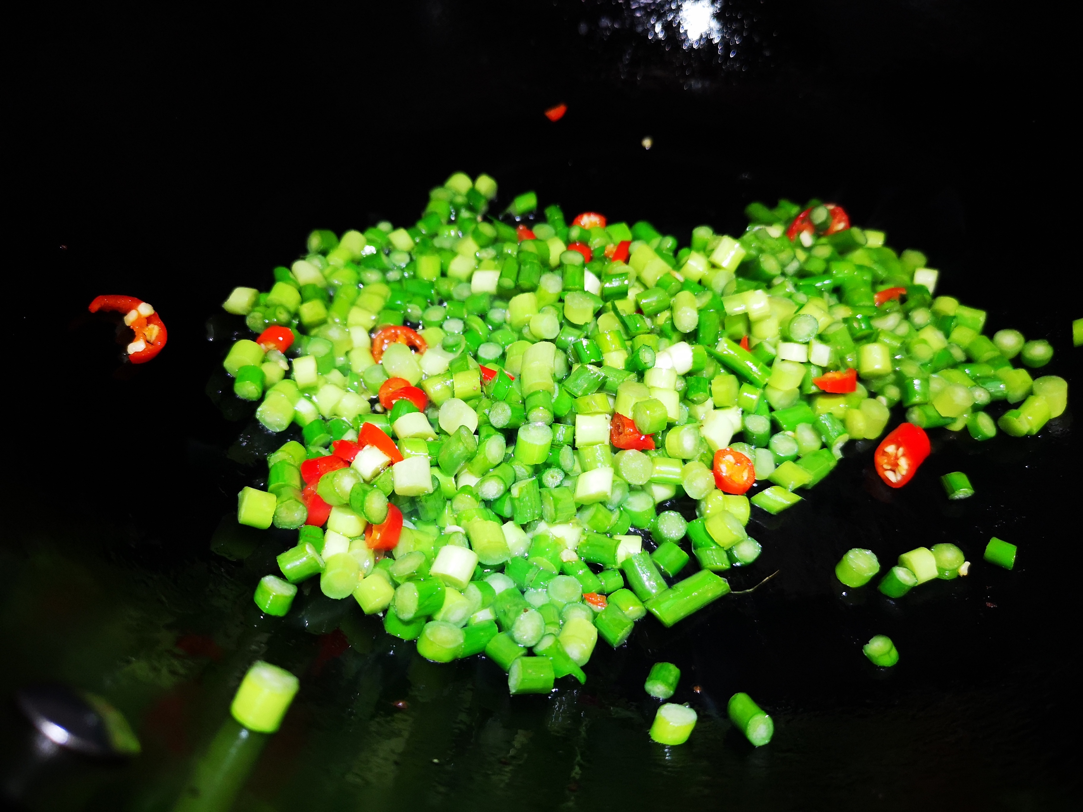 女儿|女儿身高近1米7,同事追问都吃了些啥 其实很简单隔天炒个它