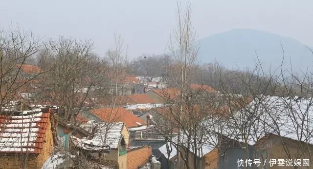 土屋，白雪，炊烟，走进临朐山村