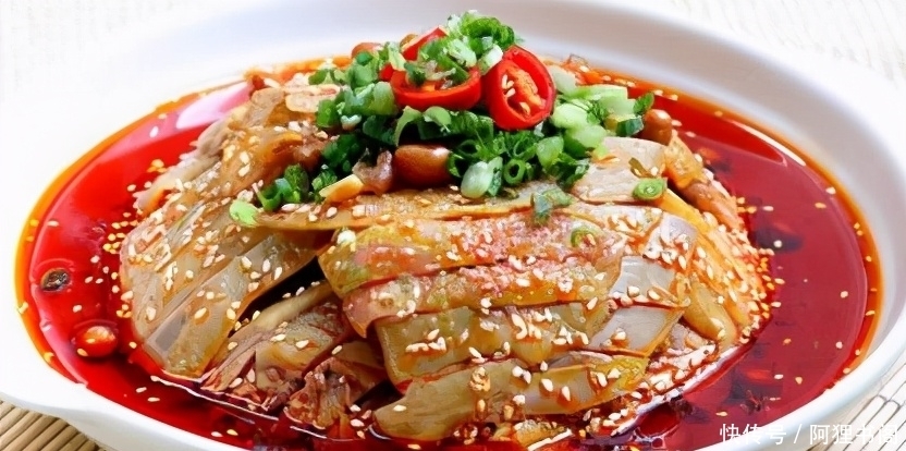 忘不掉|酸辣口水鸡,好吃又入味,做法贼简单,麻辣可口,吃一次就忘不掉