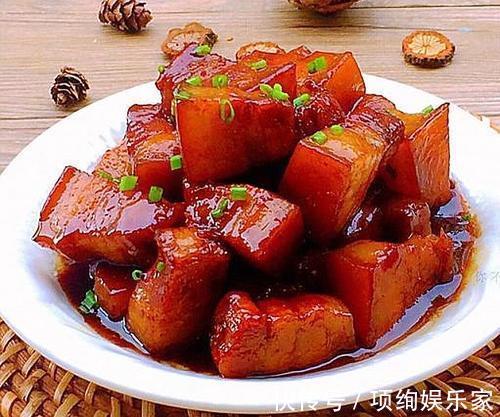 老少皆宜|红烧肉别焯水!很多人不懂,难怪肉感柴硬,教你一招,爽嫩肉香