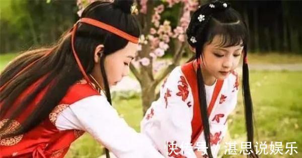 紫鹃|贾宝玉病重，贾母为何换掉黛玉的贴身丫鬟背后的苦心，让人泪目