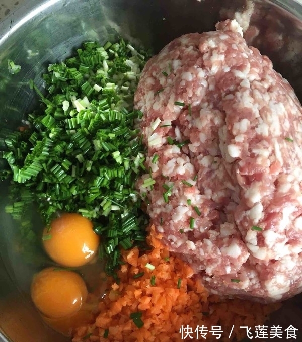 你吃过五颜六色的水饺吗？自己在家就可以做，孩子们都抢着要吃