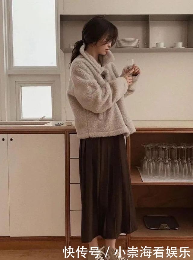 时髦|今年冬天流行“9分穿搭法”,洋气又时髦,特显高