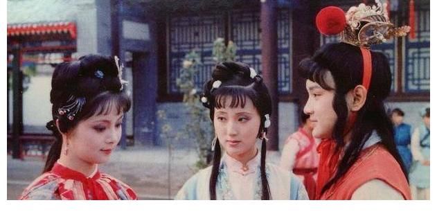 乾隆|宰相刘罗锅中,乾隆一心想得到刘墉的老婆,他是乱伦吗?