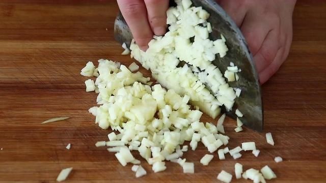 苹果丁加鸡蛋最近火了，松软香甜，比吃肉还解馋，太美味了