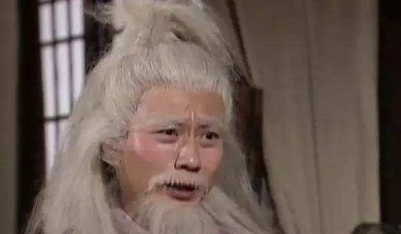 小龙女!周伯通一生收了4个徒弟, 两个比他厉害, 两个周伯通见了绕着走!